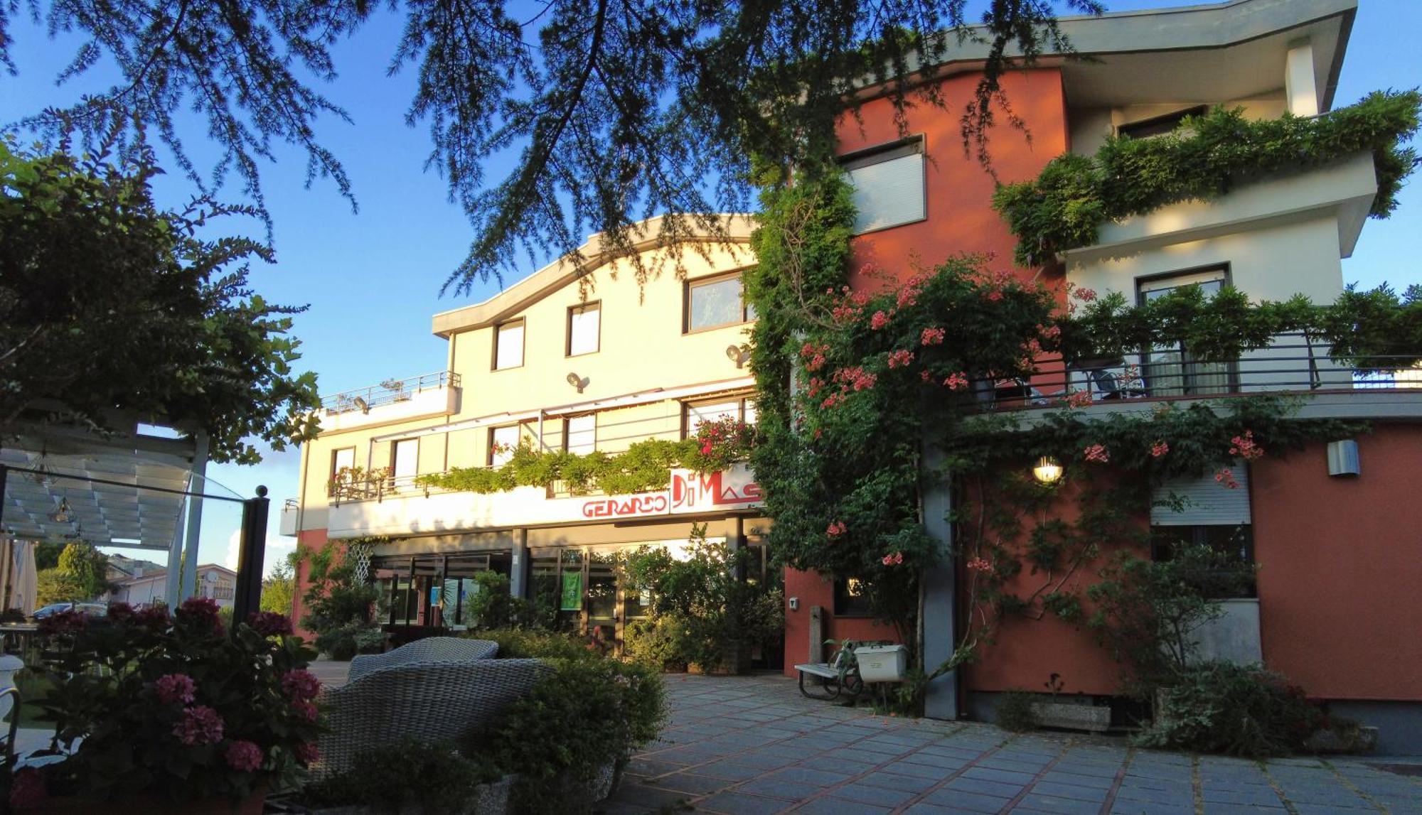 Ristorante Albergo Gerardo Di Masi Caposele Екстериор снимка