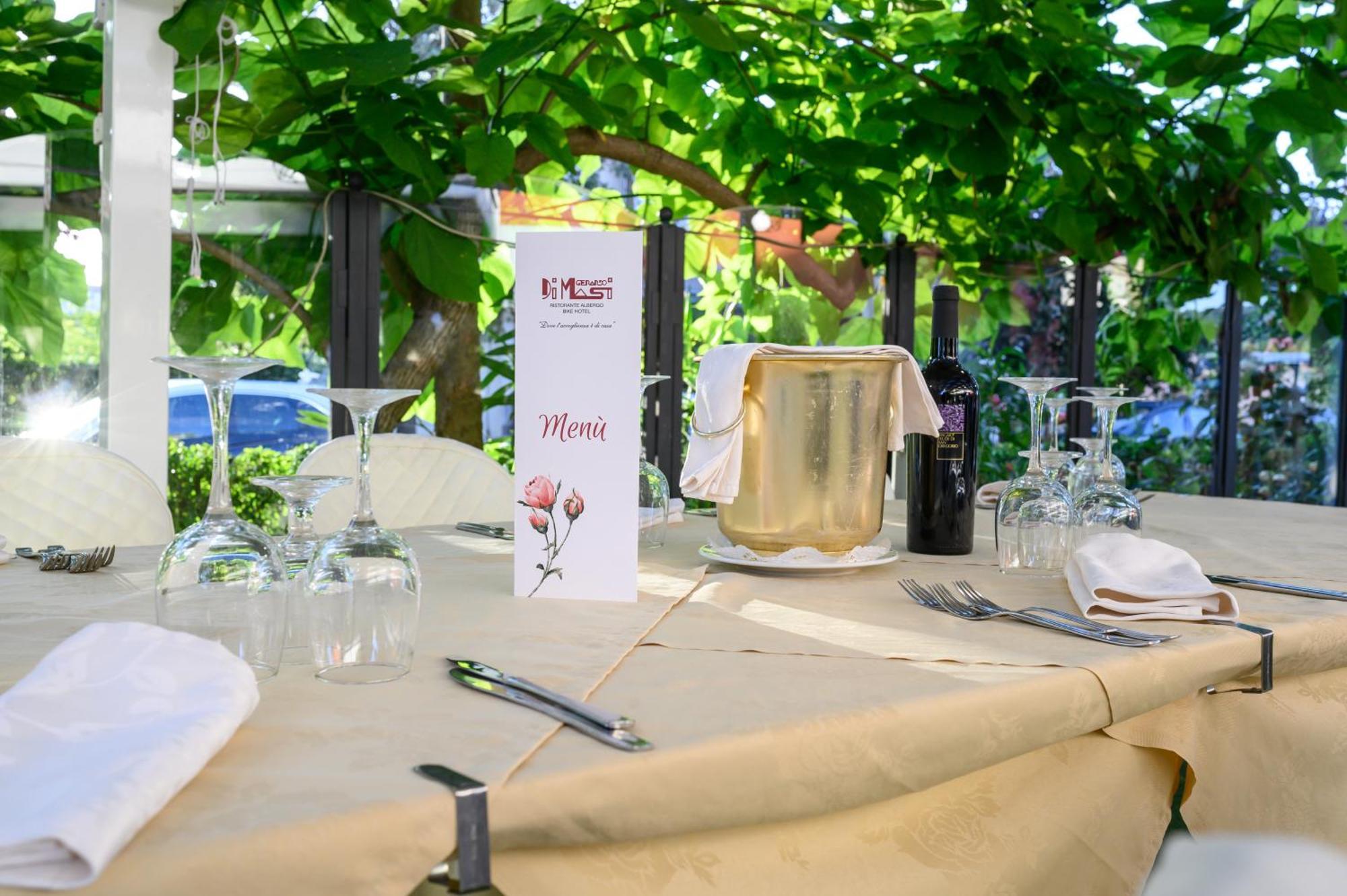 Ristorante Albergo Gerardo Di Masi Caposele Екстериор снимка