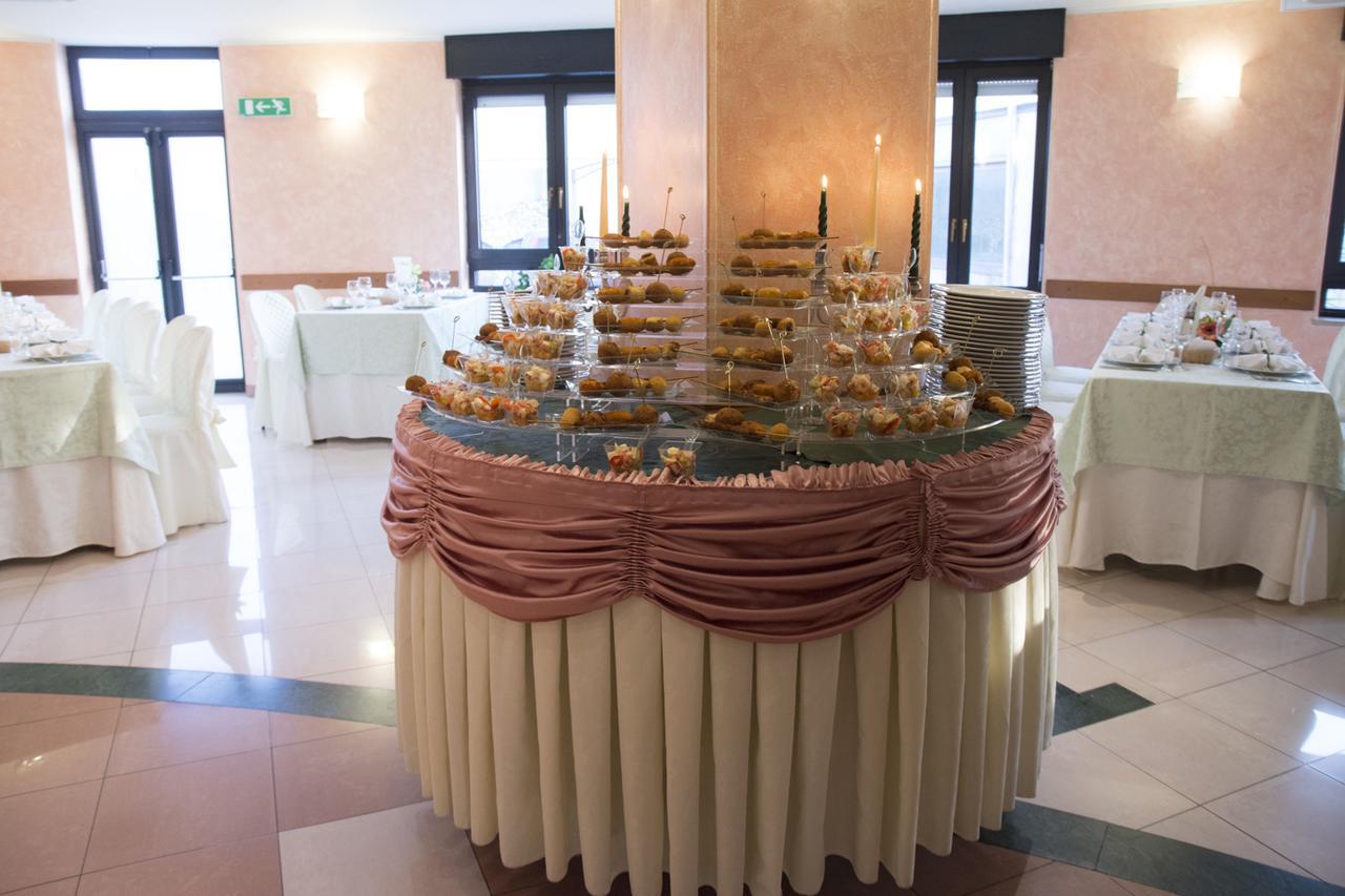 Ristorante Albergo Gerardo Di Masi Caposele Екстериор снимка
