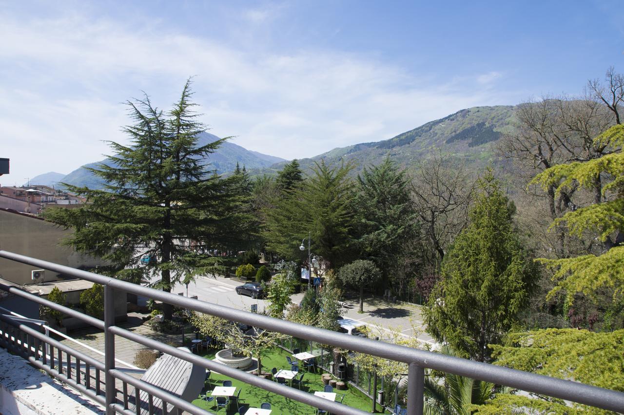Ristorante Albergo Gerardo Di Masi Caposele Екстериор снимка