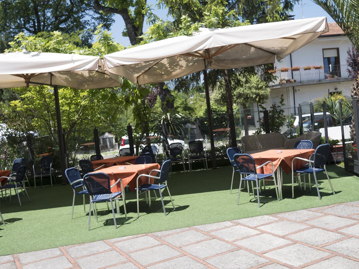 Ristorante Albergo Gerardo Di Masi Caposele Екстериор снимка